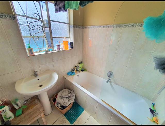 3 BEDROOM HOUSE FOR SALE IN RICHMOND ESTATE
